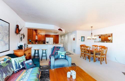 Coeur d'Alene Wohnung | Astounding Arrow Point (F-101)