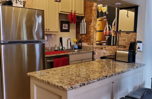 French Quarter Eigentumswohnung | At Home in the French Quarter - Lots of Charm!