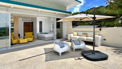 Wichit Wohnung | At the Beach Spacious 2-level Design Home for 2-5 and 1 infant, Ao Yon Beach Phuket