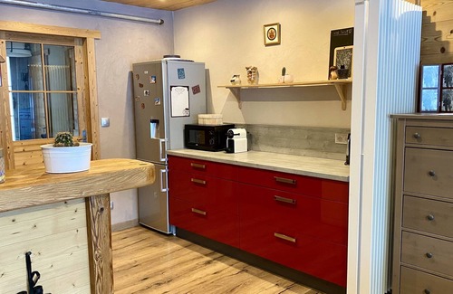 Premanon Wohnung | At the foot of the slopes balcony with view and wood-burning stove