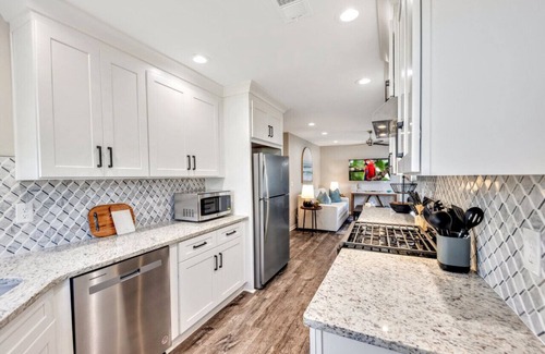 Bremen Haus | ATH-Bremen Beauty-EntireHome-Sparkling Clean (235)