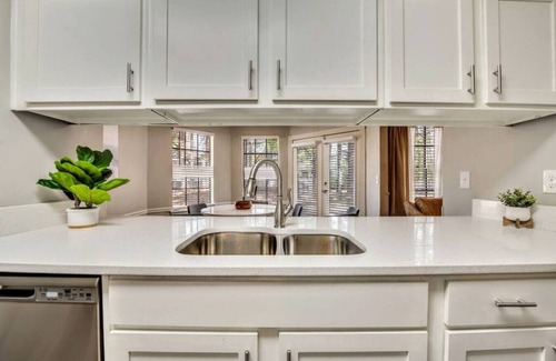 Church Street Haus | ATH - Jonesboro- 3BR - Pet Friendly - Fenced (997)