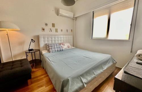 Nea Ionia Wohnung | Athens OAKA Apt 2 Baths, Parking, Kitchen