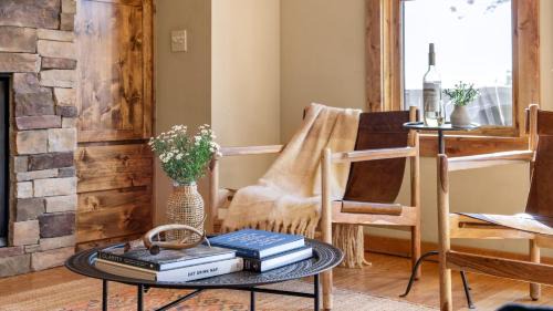 Tahoe Vista Haus | Atkinson by AvantStay Lake Front Home w Stunning Views in Tahoe Vista