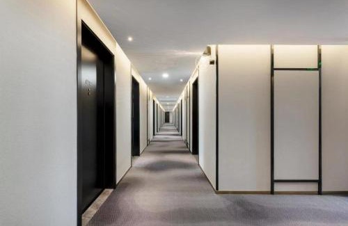 Xi Gang Hotel | Atour Light Hotel Dalian Xinghai Square Hang Lung Shopping Center