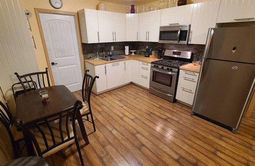 Apache Junction Haus | Attached Guest House with Great Views!