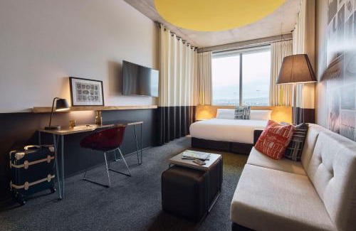 Adelaide Airport Hotel | Atura Adelaide Airport