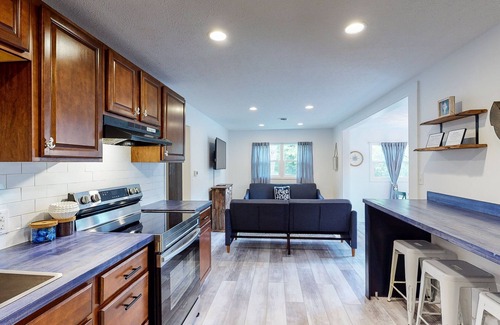 Sherrodsville Haus | Atwood Breeze: Tranquil Lake Escape