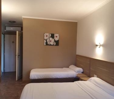 Valros Hotel | Auberge de la Tour -Appartements-