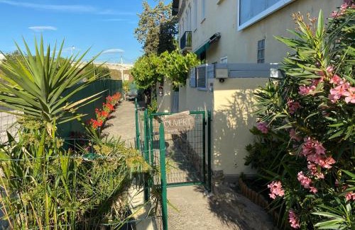 Maureillas-Las-Illas Bed & Breakfast | Auberge du Chêne