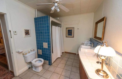 Baie-St-Paul Hotel | Auberge La Grande Maison