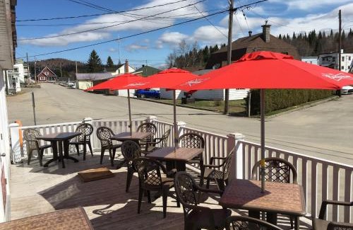 Riviere-a-Pierre Bed & Breakfast | Auberge Zacharie