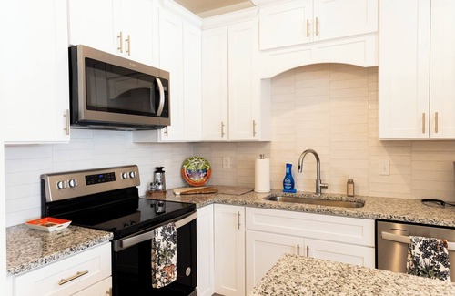 Auburn - Opelika Haus | Auburn Eye of the Tiger House