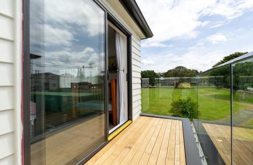 Greenlane - Ellerslie Haus | Auckland ONE Tree Hill Coby Suite