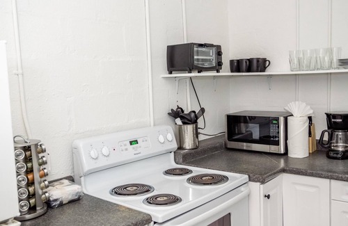 Black Pearl Wohnung | Audubon House Apt. 3: 1bd/1ba
