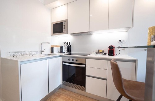 Baixa Wohnung | Augusta 229-5E-City Center Apt- Balcony & Elevator