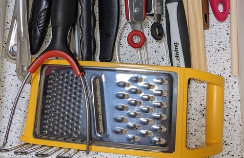 Dundee Hütte | Aunt Rose's Place 1 BR Cottage on the Raisin River in Dundee, MI