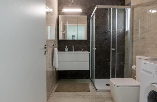Limassol Wohnung | AURA Apt Modern 1BR in Central Limassol and Free Parking