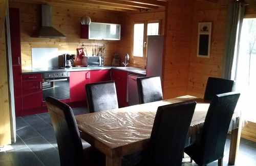 Bonlieu Skihütte | Authentisches Chalet im Herzen der Seenregion und in der Nähe von Skigebieten