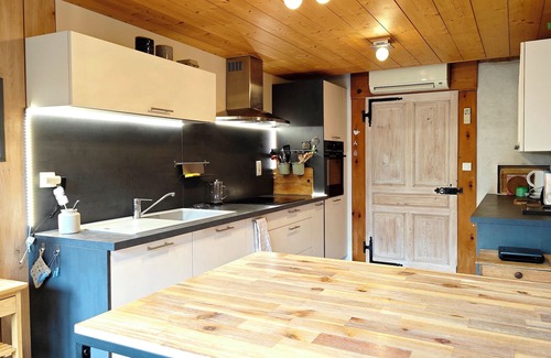 Foncine-le-Haut Haus | Authentic Comtoise farmhouse