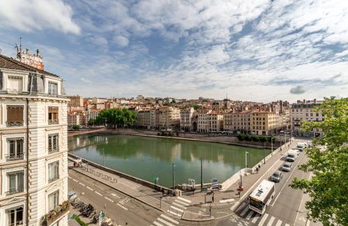 Old Lyon Wohnung | Authentic with an exceptional view AIL