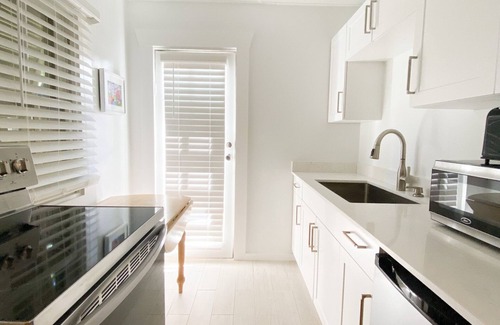 The Meadows Bed & Breakfast | Authors of Key West Guest House