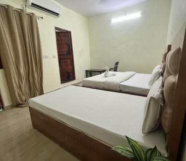 Ayodhya Haus | Avadh Residency 2 mins to Ram Mandir