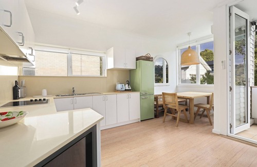 Avalon Beach Wohnung | avalon breakers retreat… just steps to Avalon beach…