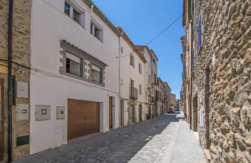 Macanet de Cabrenys Haus | Aventura MCabrenys