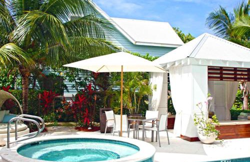 West Bay Haus | Avocado Cottage by Grand Cayman Villas & Condos