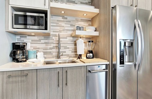 Crescent Beach Haus | NEUES BAUHAUS! Mach dir keine Sorgen! Fertig Juni 2020! 8 Bett / 9 Bad