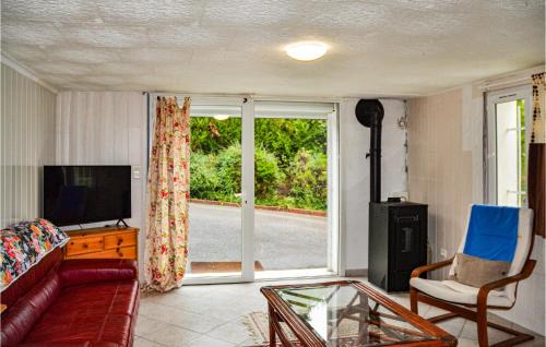 Chambornay-les-Pin Wohnung | Awesome Apartment In Chambornay-Lès-Pin