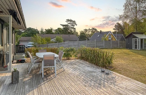 Aspet Haus | Awesome home in åhus with sauna