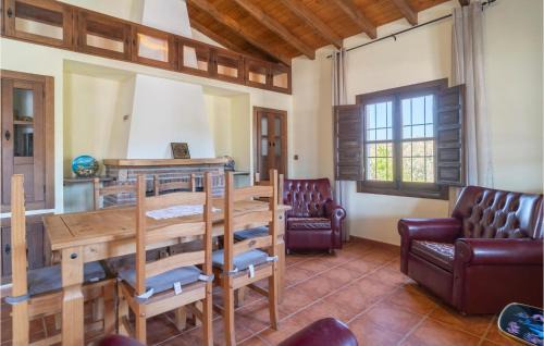 Almachar Haus | Awesome Home In Almachar With Wifi