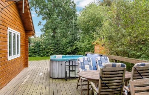 Farvang Haus | Awesome Home In Fårvang With Sauna