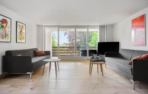 Haslev Haus | Awesome Home In Haslev With Kitchen