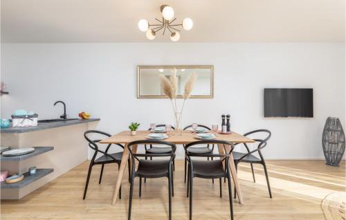 Peroj Haus | Awesome Home In Peroj With Sauna
