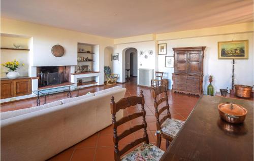 Puliciano Haus | Awesome Home In Sant'andrea A Pigli