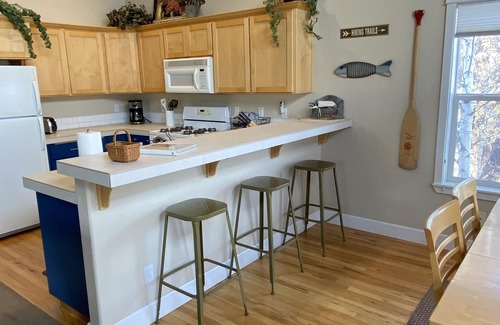 Bend Haus | Großartige Lage! In der Nähe des Flusses und der Innenstadt. Überall laufen!