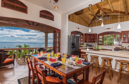 Dominical Haus | Einführende niedrige Preise, fantastischer Meerblick und wildes Leben