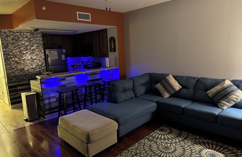 Lower Grand Lagoon Eigentumswohnung | "Awesomeness at its best" Beach Front 5th Floor Condo. (FREE-Beach-Service)