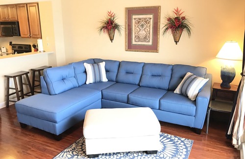 Lower Grand Lagoon Eigentumswohnung | "Awesomeness at its best" Beach Front 5th Floor Condo. (FREE-Beach-Service)