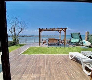 Altınova Haus | Ayvalik Seafront Villa Mansion Summer House in Ayvalik