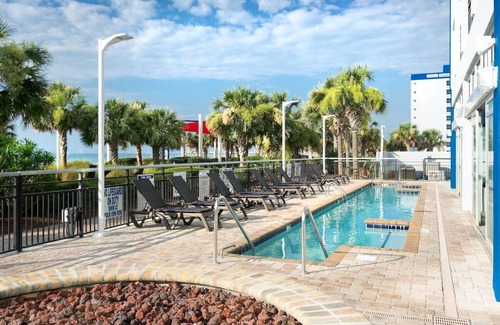 Downtown Myrtle Beach Eigentumswohnung | Azure Allure Dual Balconies, Oceanfront Escape