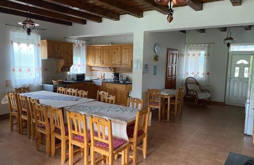 Banhorvati Haus | Bánvölgye Vendégház és Apartmanok