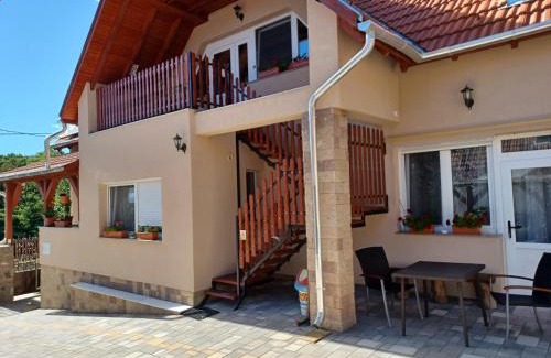 Szomolya Haus | Bé-La 2 Vendégház