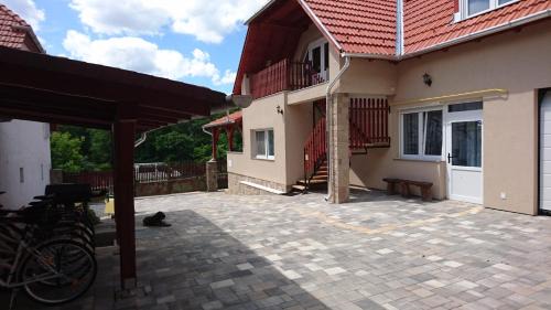 Szomolya Haus | Bé-La 2 Vendégház