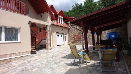 Szomolya Haus | Bé-La 2 Vendégház