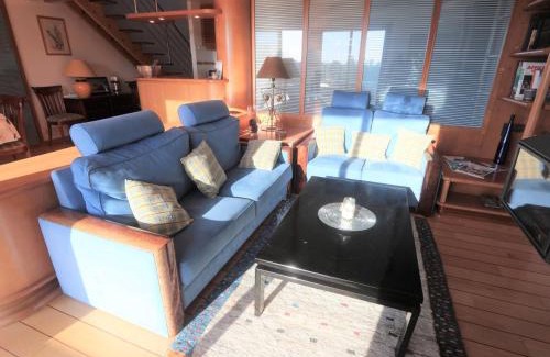 Benodet Wohnung | Bénodet, superbe duplex 3 étoiles, près de la plage, balcon et ascenseur - FR-1-481-61