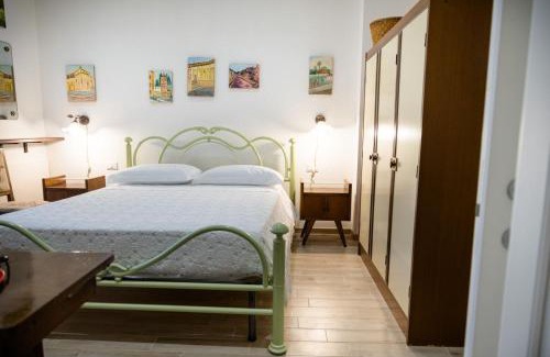 Cisano sul Neva Bed & Breakfast | B&B Casa Rosso - Le Cantine